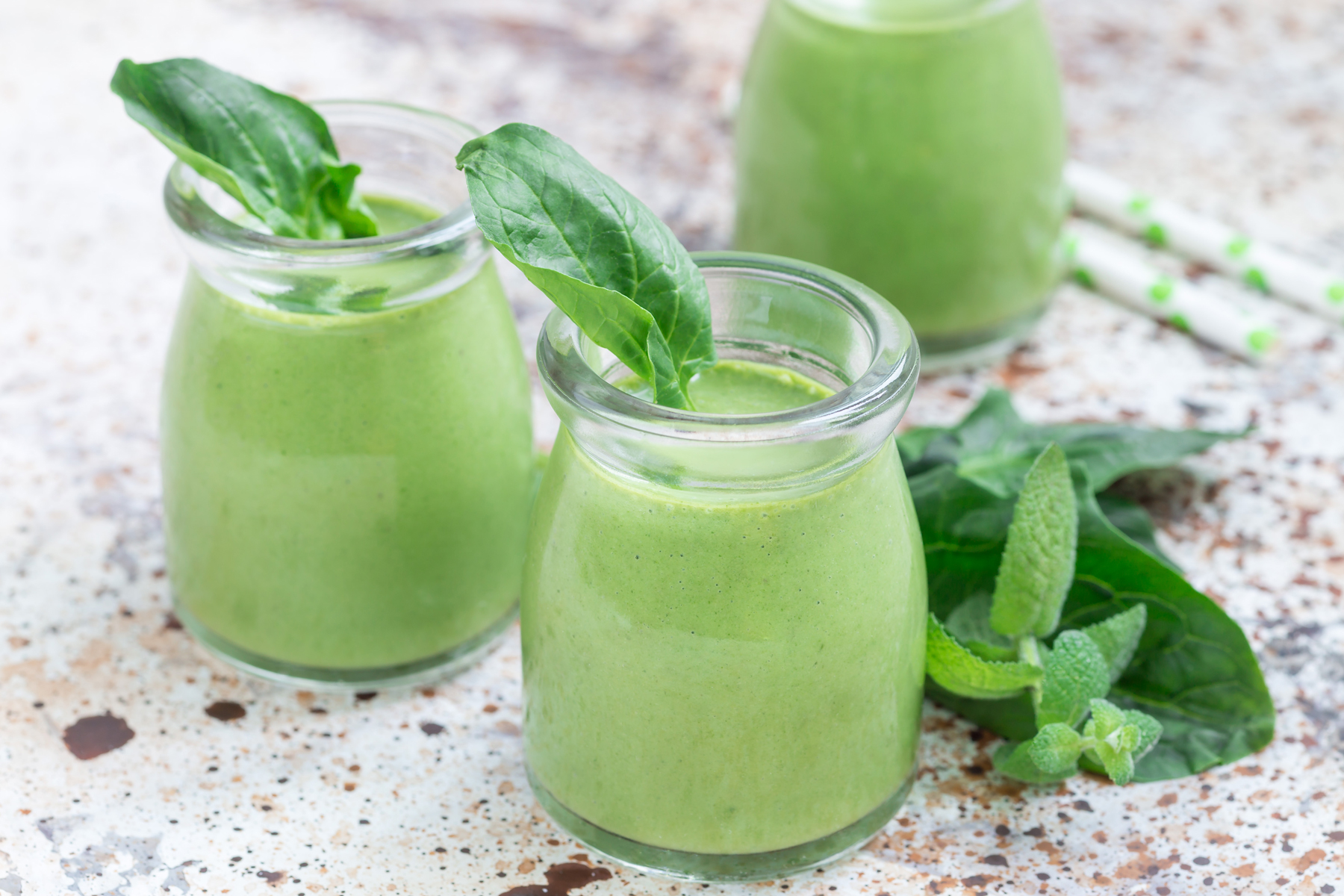 Healthy Spinach Smoothie Recipe - Grit